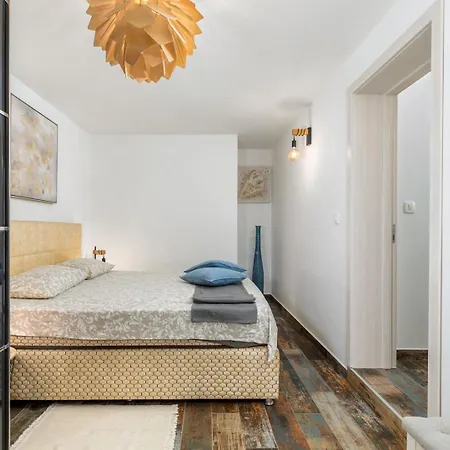 Sole Villa *
