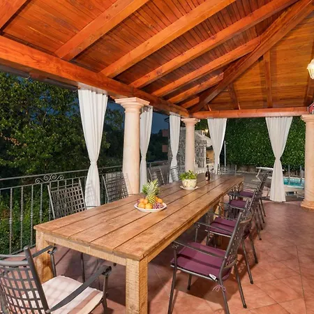 Sole Villa *